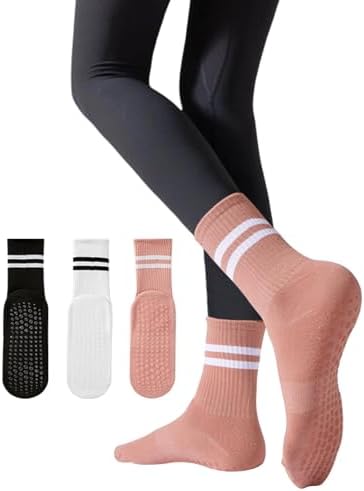 Thin pilates grip crew socks